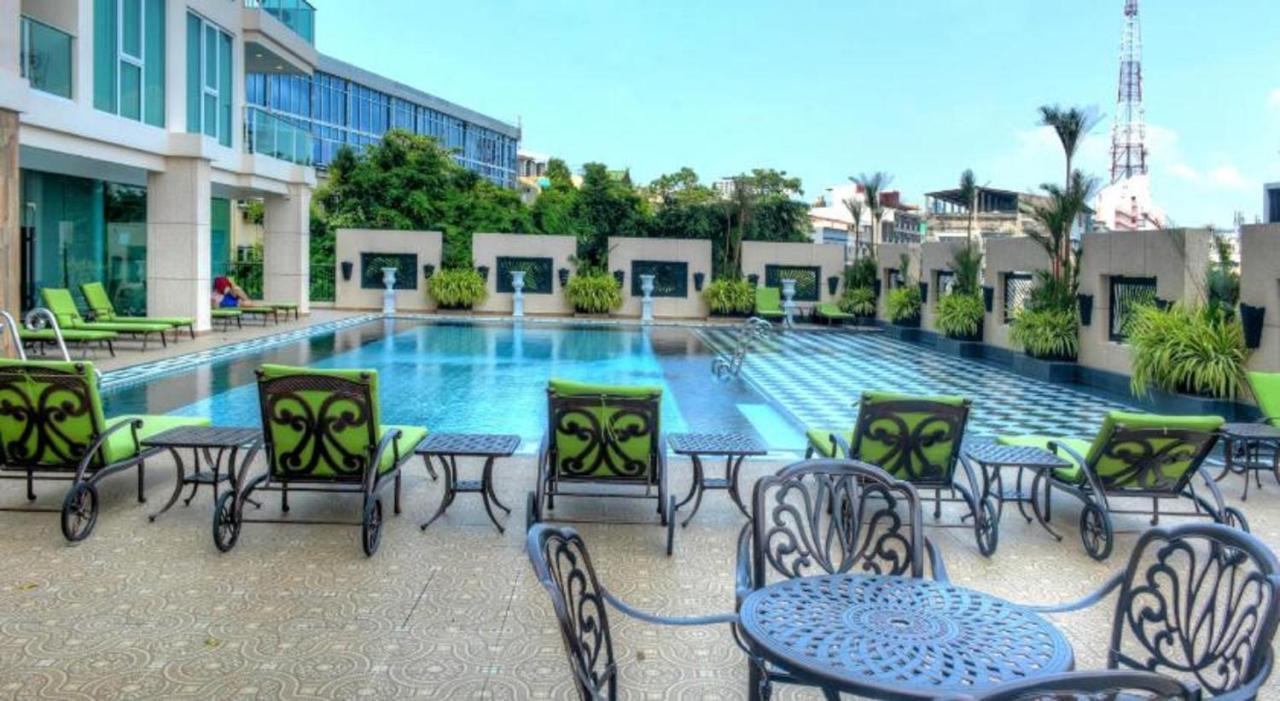 City Garden Tower Condo By Som Pattaya Bagian luar foto