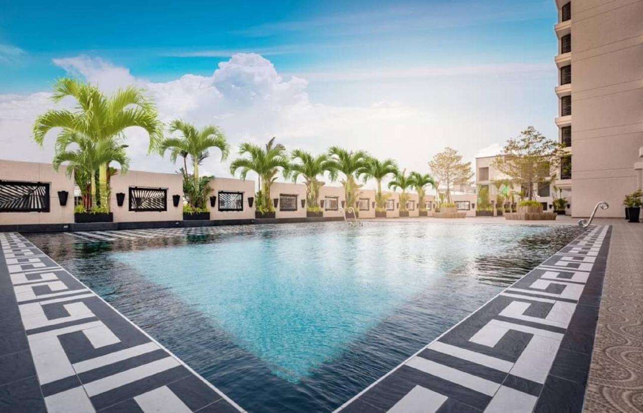 City Garden Tower Condo By Som Pattaya Bagian luar foto